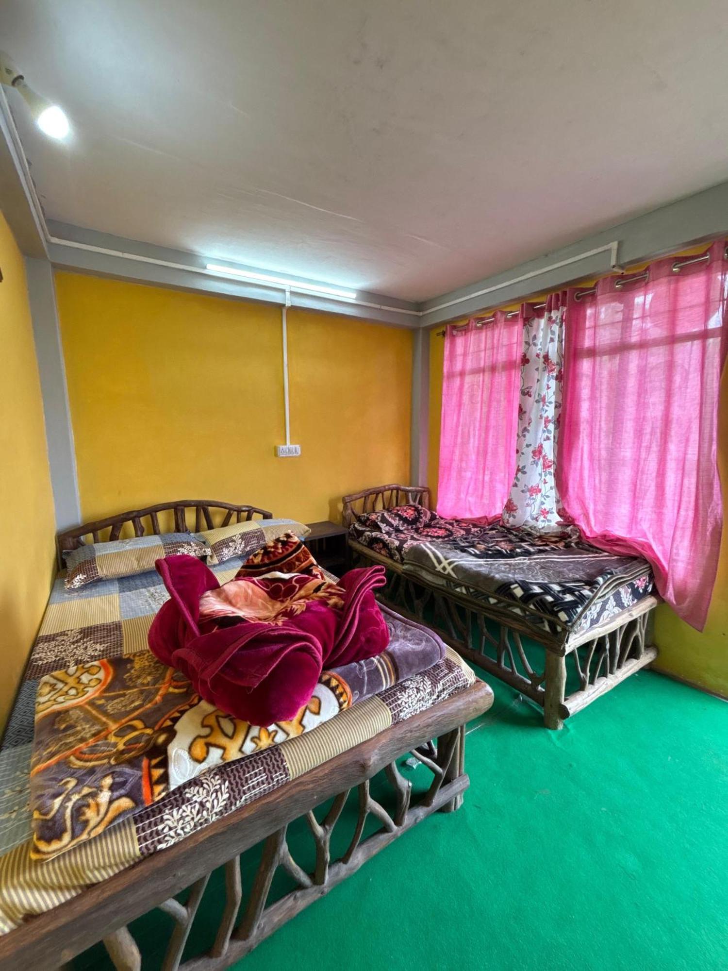 Hosanna Homestay Дарджилинг Экстерьер фото
