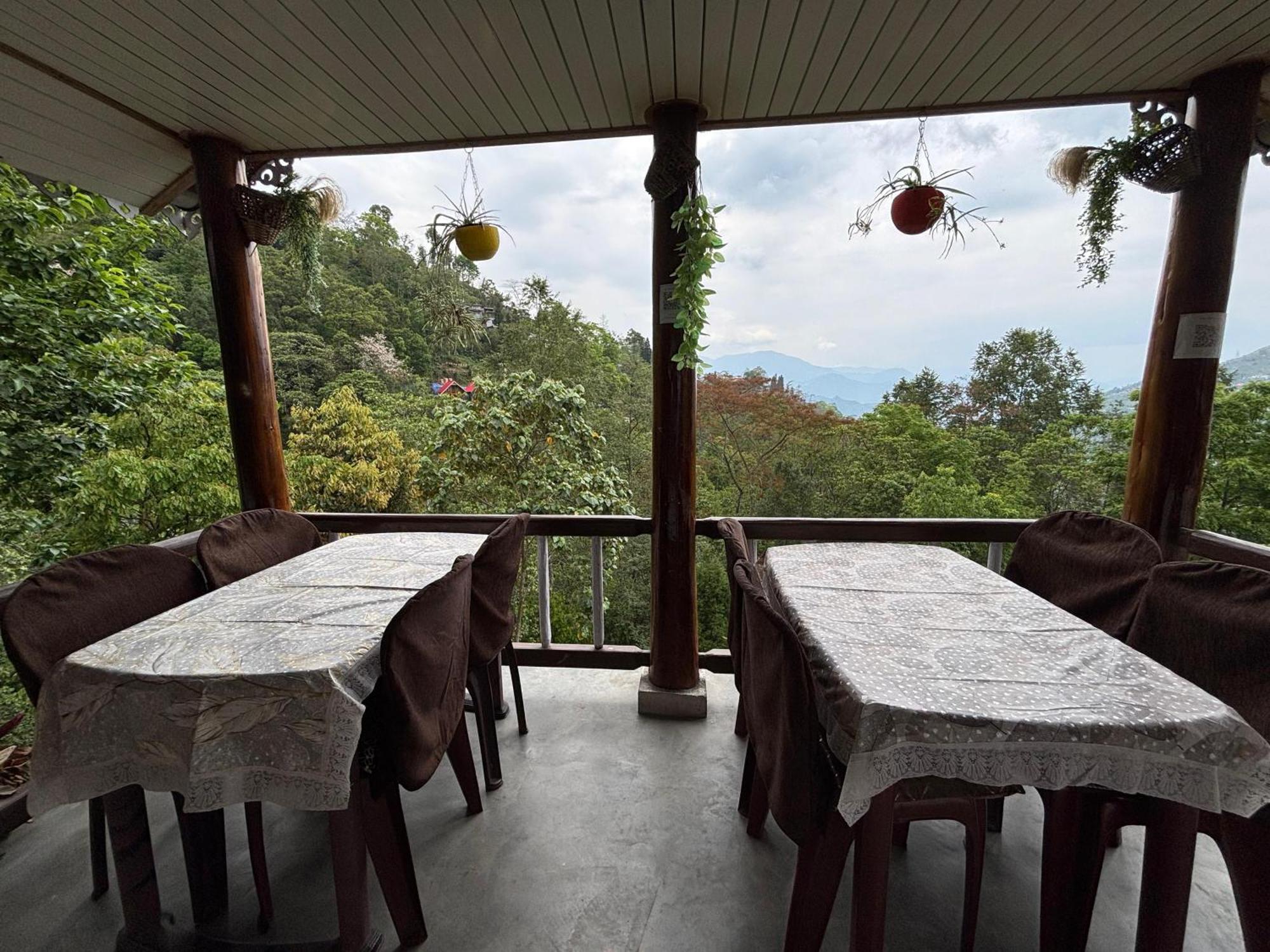 Hosanna Homestay Дарджилинг Экстерьер фото
